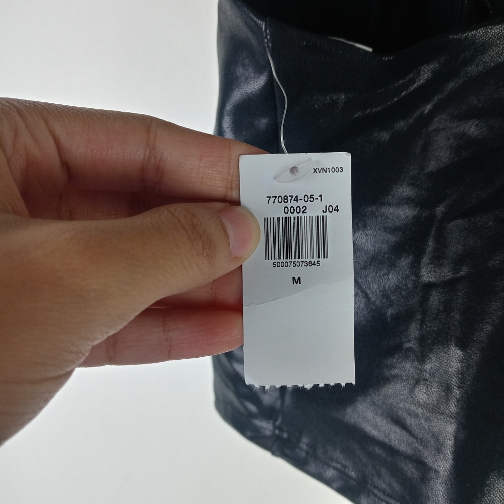 Old Navy Low Powersoft Sports Bra/Top Size M - Picture 10 of 13